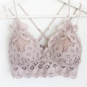 XOXO Scalloped Lace Bralette - Violet Grey